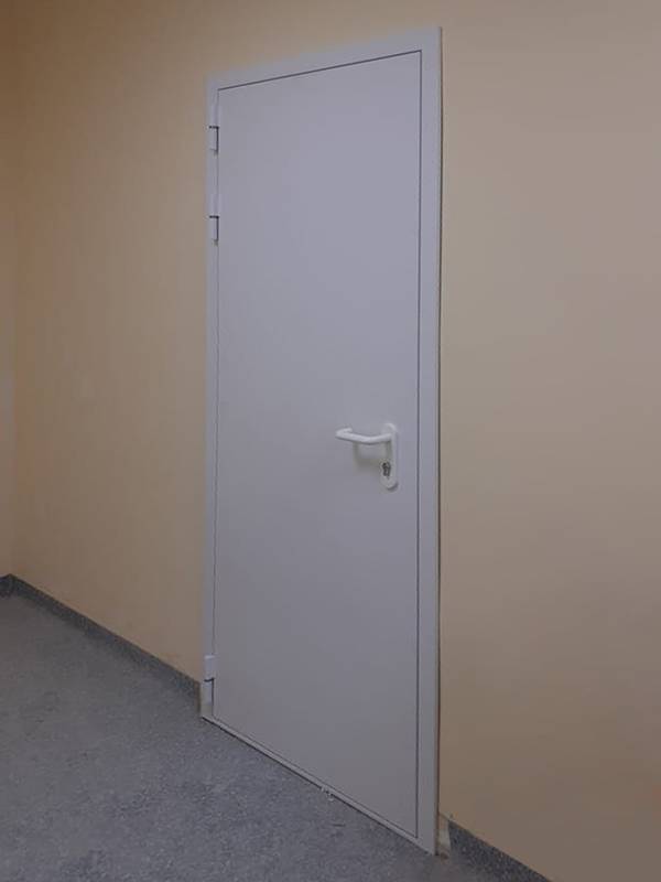 Однопольная глухая дверь (ул. 3-я Черепковская) Однопольная глухая дверь (ул. 3-я Черепковская)